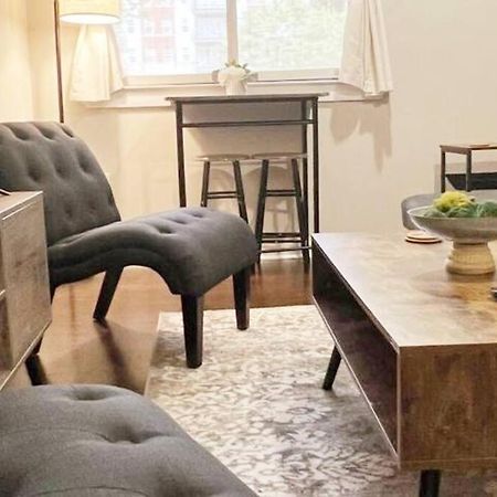 Appartement Townhouse In Uptown King Bed-Wi-Fi-Free Parking-Pool à Charlotte Extérieur photo